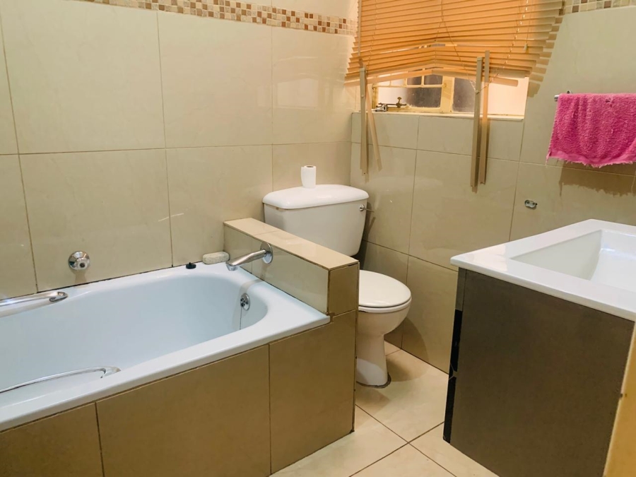 3 Bedroom Property for Sale in Vanderbijlpark CW 3 Gauteng