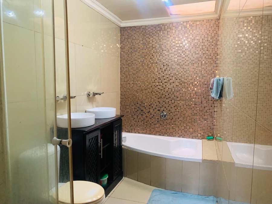 3 Bedroom Property for Sale in Vanderbijlpark CW 3 Gauteng