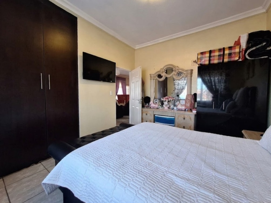 2 Bedroom Property for Sale in Bergsig Gauteng
