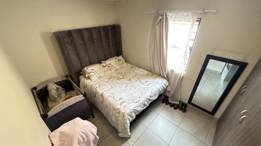 2 Bedroom Property for Sale in Albertsdal Gauteng