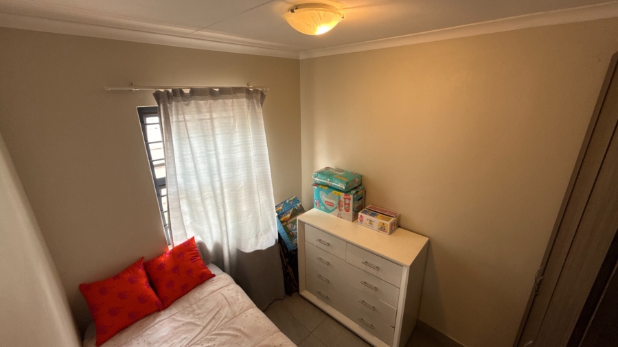 2 Bedroom Property for Sale in Albertsdal Gauteng