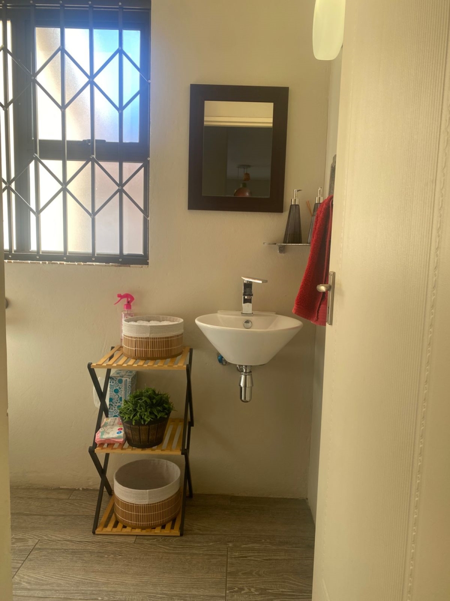 3 Bedroom Property for Sale in Edenvale Central Gauteng