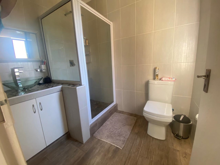 3 Bedroom Property for Sale in Edenvale Central Gauteng