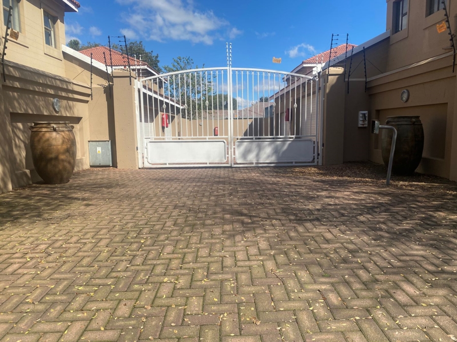 3 Bedroom Property for Sale in Edenvale Central Gauteng