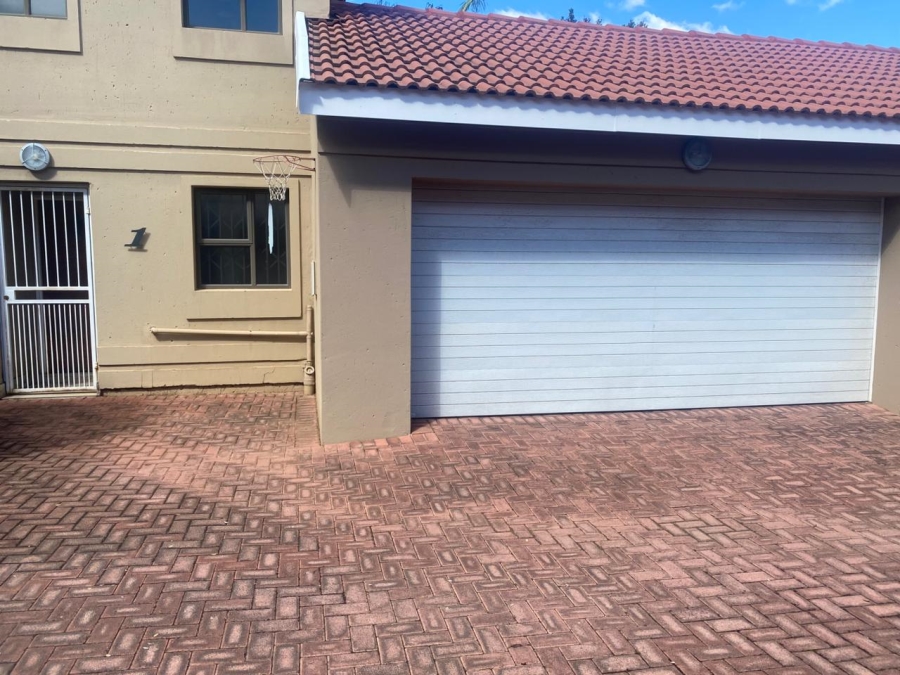 3 Bedroom Property for Sale in Edenvale Central Gauteng
