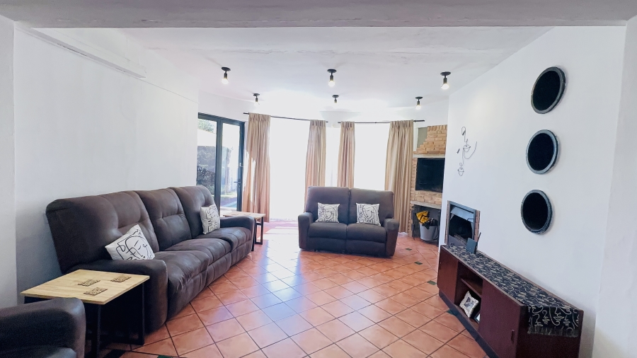 4 Bedroom Property for Sale in Selection Park Gauteng