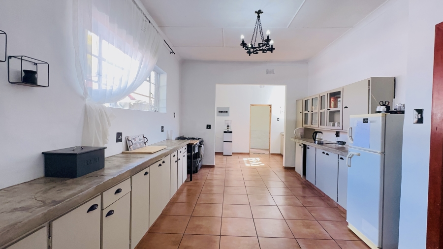 4 Bedroom Property for Sale in Selection Park Gauteng