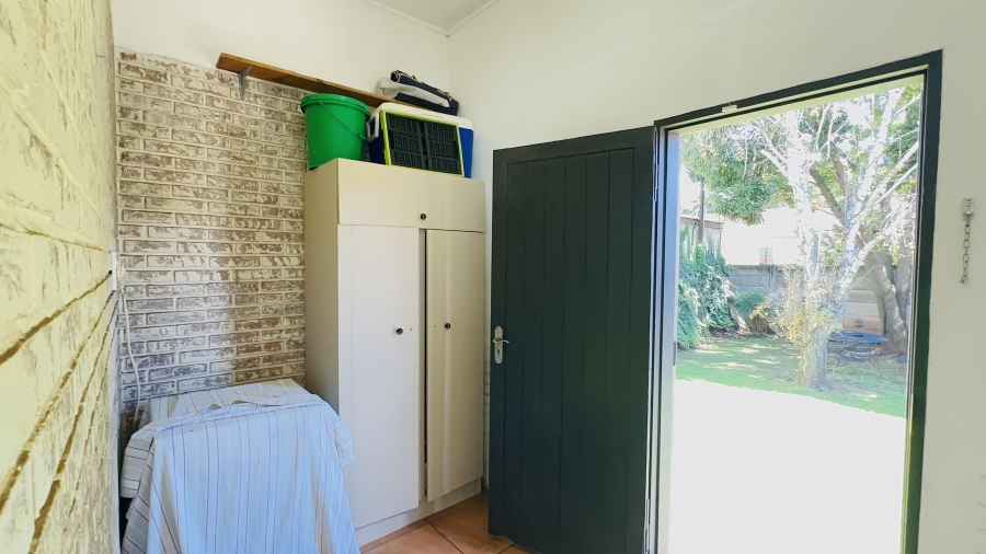 4 Bedroom Property for Sale in Selection Park Gauteng