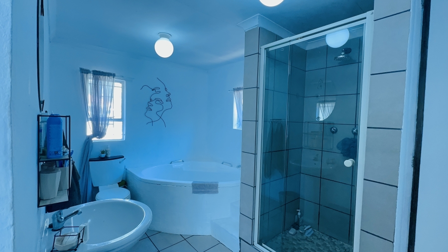 4 Bedroom Property for Sale in Selection Park Gauteng