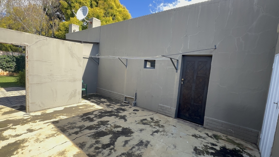 4 Bedroom Property for Sale in Selection Park Gauteng
