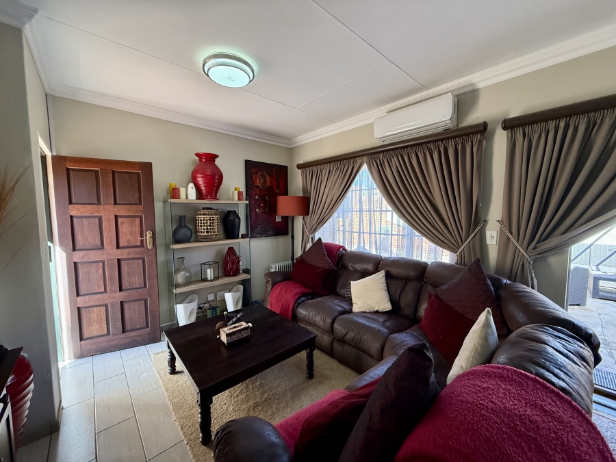 3 Bedroom Property for Sale in Bougainvillea Estate Gauteng
