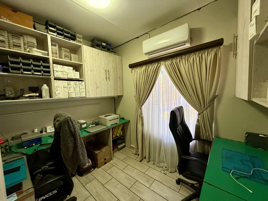 3 Bedroom Property for Sale in Bougainvillea Estate Gauteng