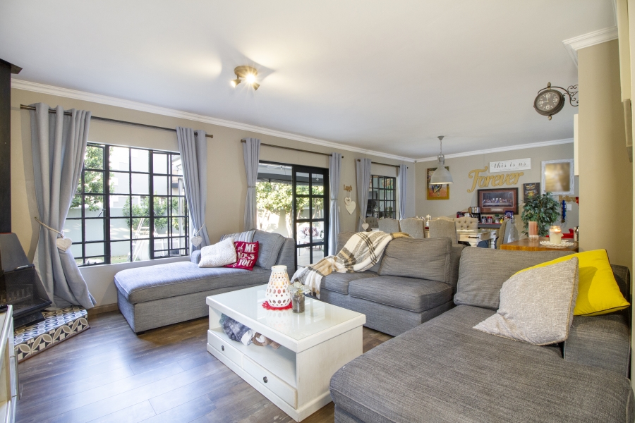 3 Bedroom Property for Sale in Rietvalleirand Gauteng