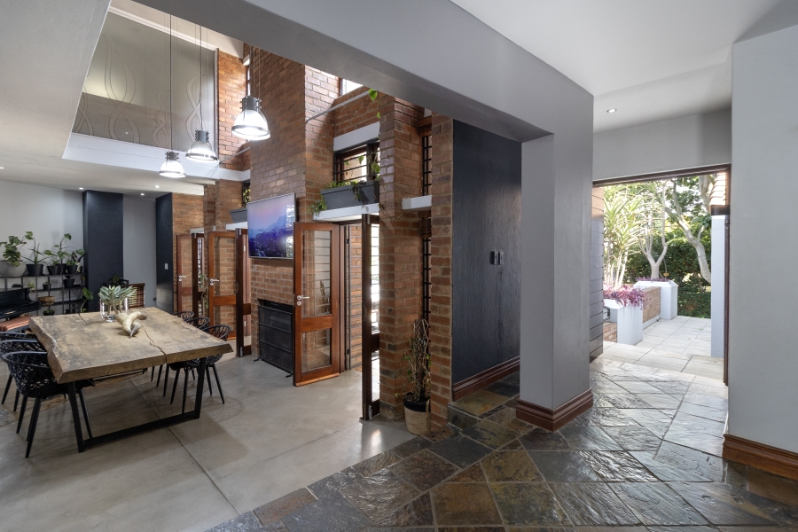 3 Bedroom Property for Sale in Waterkloof Ridge Gauteng