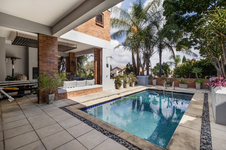 3 Bedroom Property for Sale in Waterkloof Ridge Gauteng