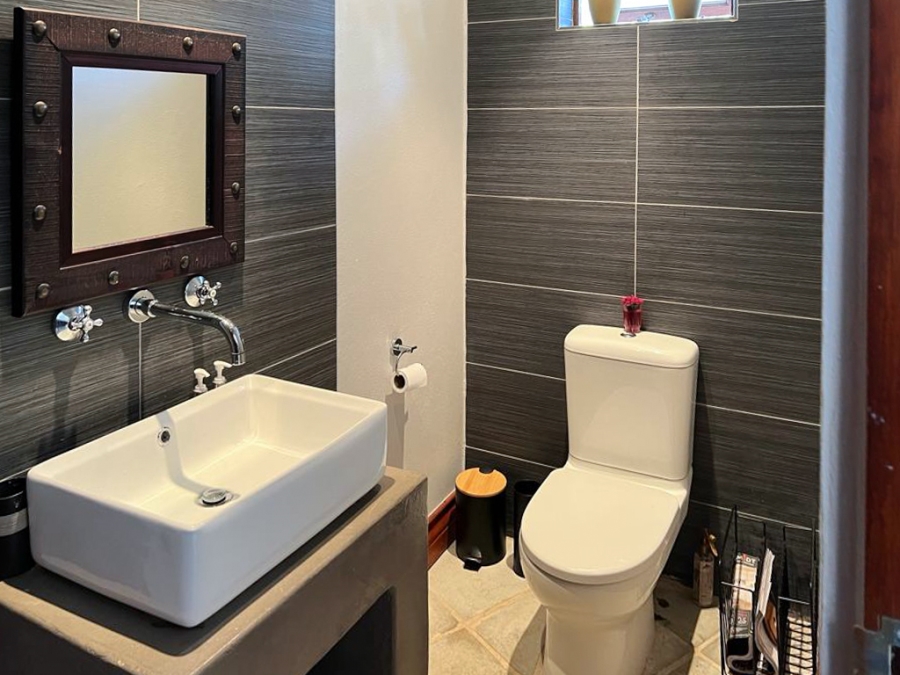 3 Bedroom Property for Sale in Waterkloof Ridge Gauteng