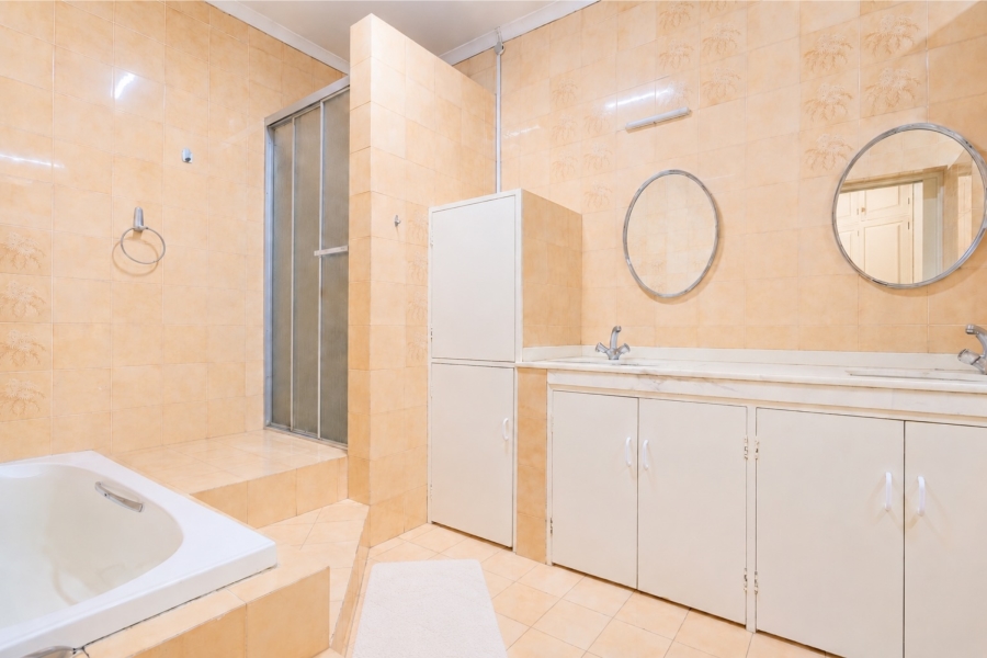 4 Bedroom Property for Sale in Bramley Park Gauteng
