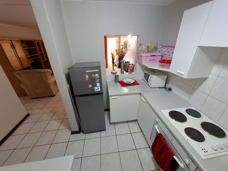 2 Bedroom Property for Sale in Magalieskruin Gauteng