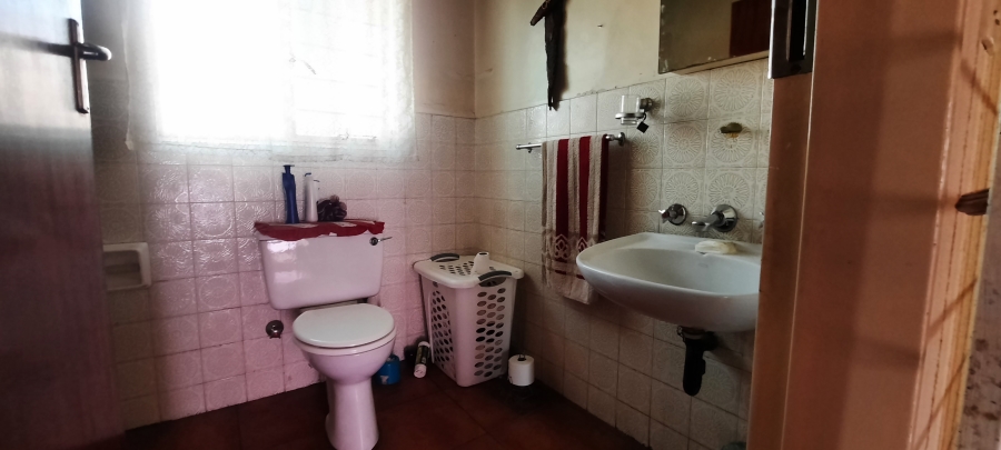 3 Bedroom Property for Sale in Bardene Gauteng