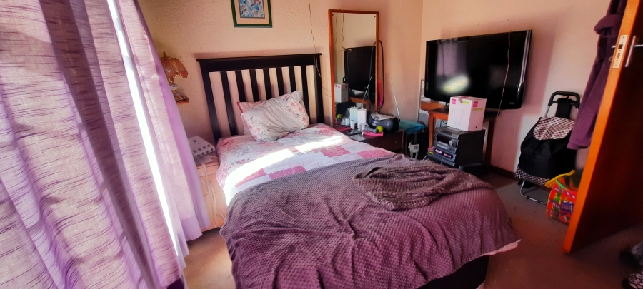 3 Bedroom Property for Sale in Bardene Gauteng