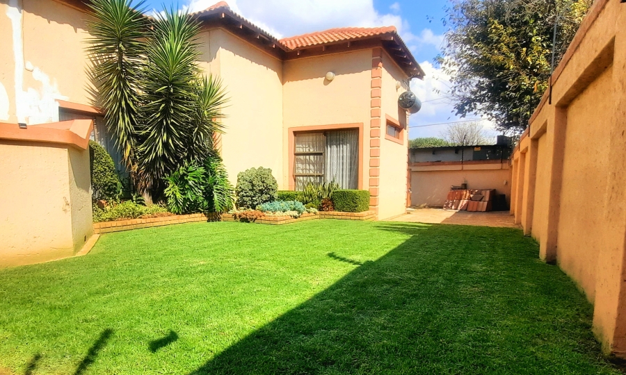 4 Bedroom Property for Sale in Sunward Park Gauteng