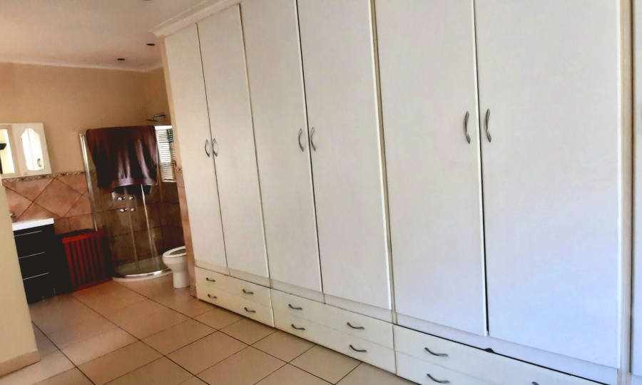 4 Bedroom Property for Sale in Sunward Park Gauteng