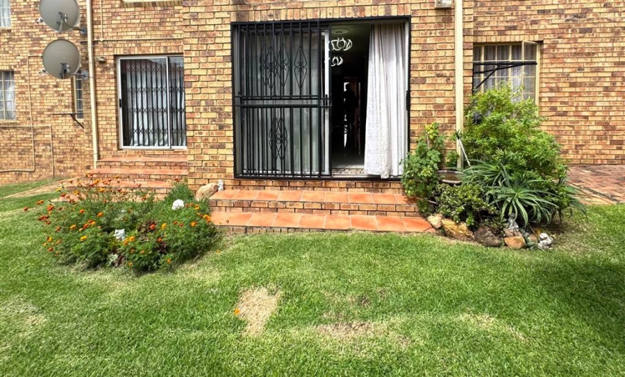 3 Bedroom Property for Sale in South Crest Gauteng