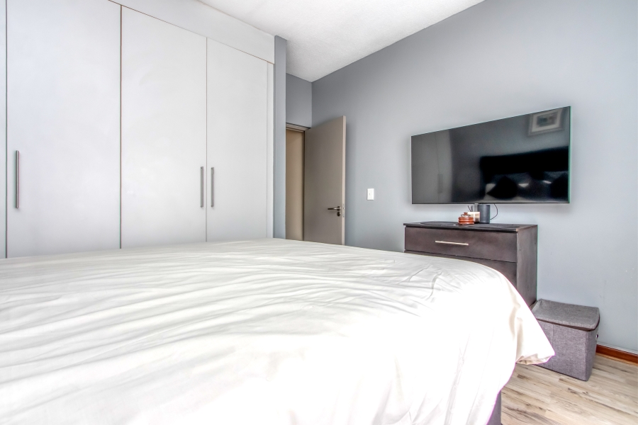 2 Bedroom Property for Sale in Broadacres Gauteng