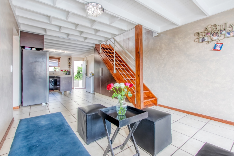 2 Bedroom Property for Sale in Broadacres Gauteng
