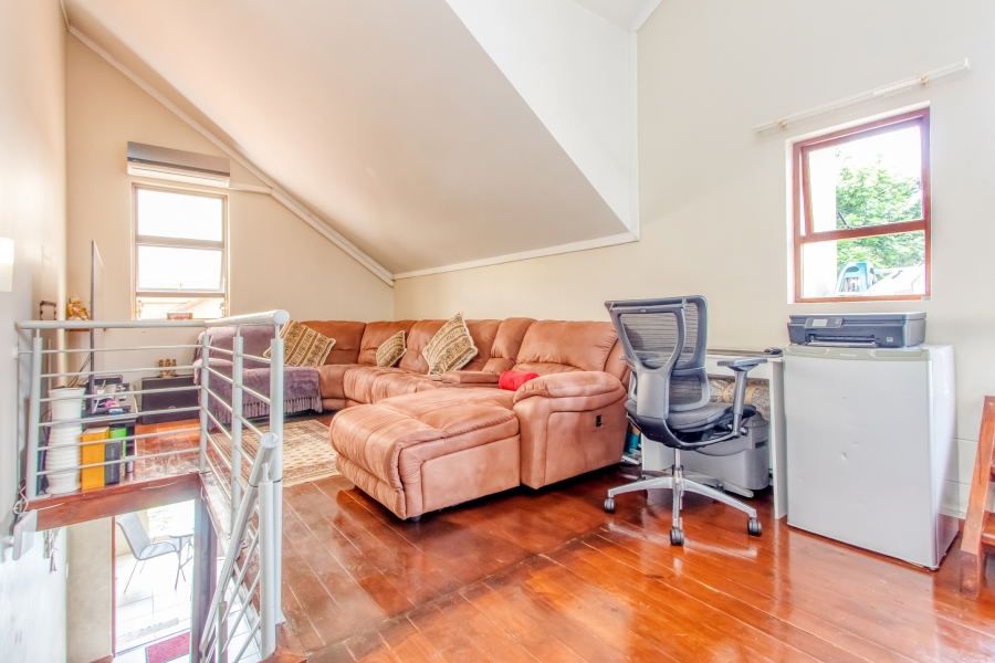 2 Bedroom Property for Sale in Broadacres Gauteng