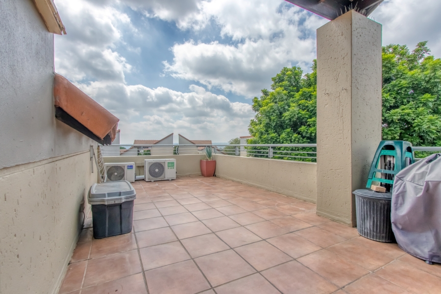 2 Bedroom Property for Sale in Broadacres Gauteng