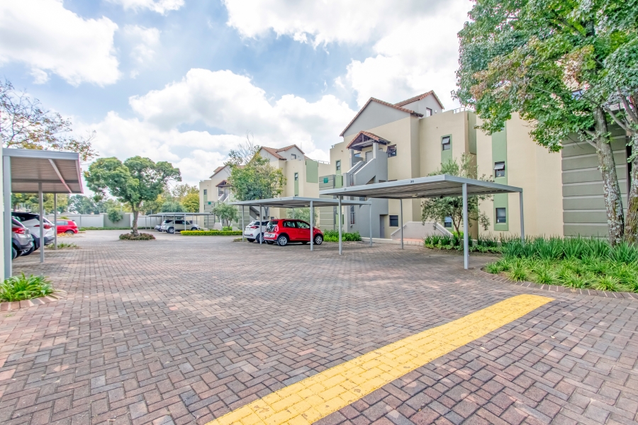 2 Bedroom Property for Sale in Broadacres Gauteng