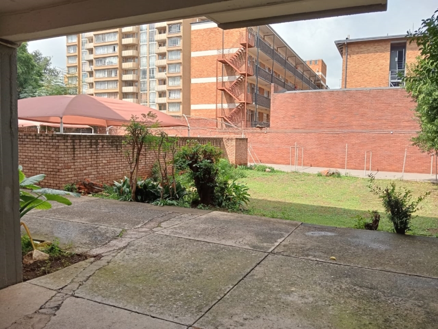 1 Bedroom Property for Sale in Arcadia Gauteng