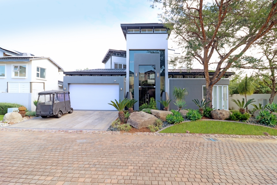 To Let 4 Bedroom Property for Rent in Waterfall Country Village Gauteng