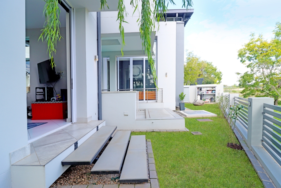 To Let 4 Bedroom Property for Rent in Waterfall Country Village Gauteng