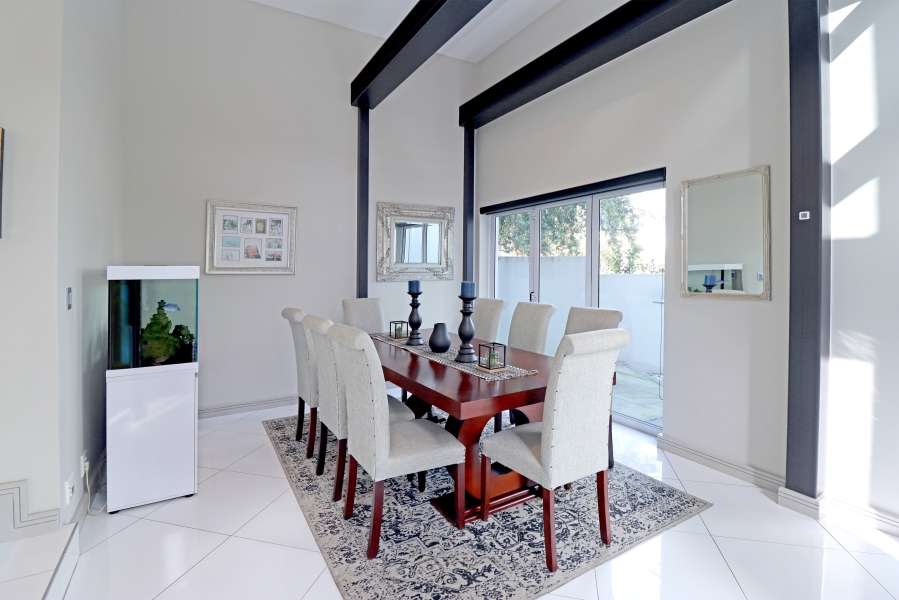 To Let 4 Bedroom Property for Rent in Waterfall Country Village Gauteng