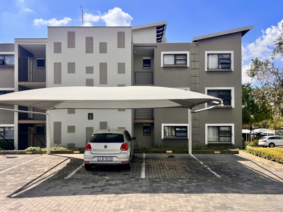 To Let 1 Bedroom Property for Rent in The Paddocks Gauteng