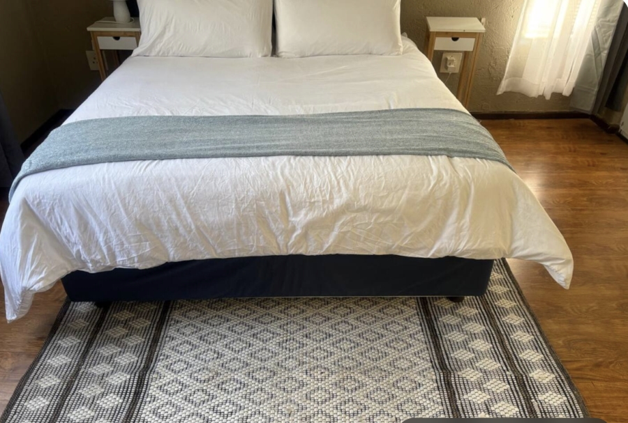 To Let 2 Bedroom Property for Rent in Sandton Central Gauteng