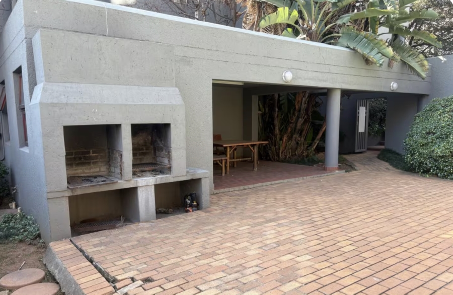 To Let 2 Bedroom Property for Rent in Sandton Central Gauteng