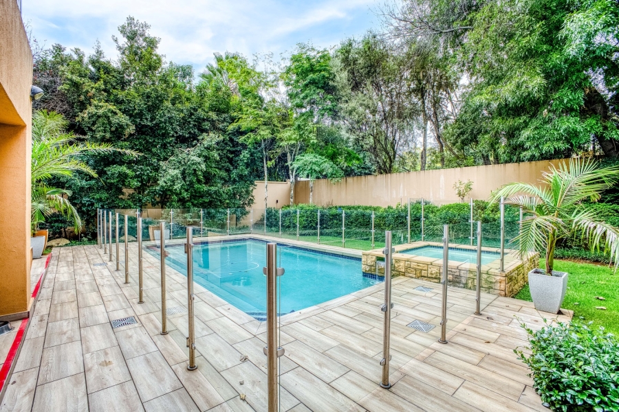 To Let 5 Bedroom Property for Rent in Craighall Gauteng