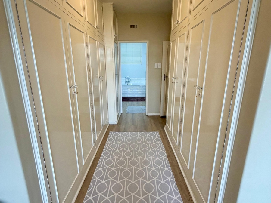 2 Bedroom Property for Sale in Illovo Gauteng