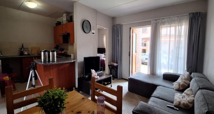 2 Bedroom Property for Sale in Comet Gauteng