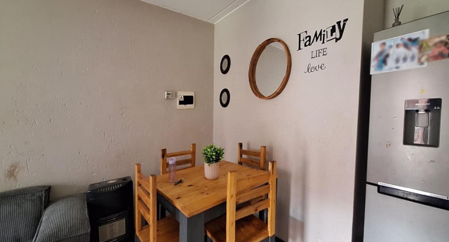 2 Bedroom Property for Sale in Comet Gauteng