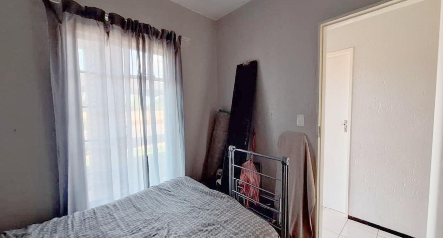2 Bedroom Property for Sale in Comet Gauteng