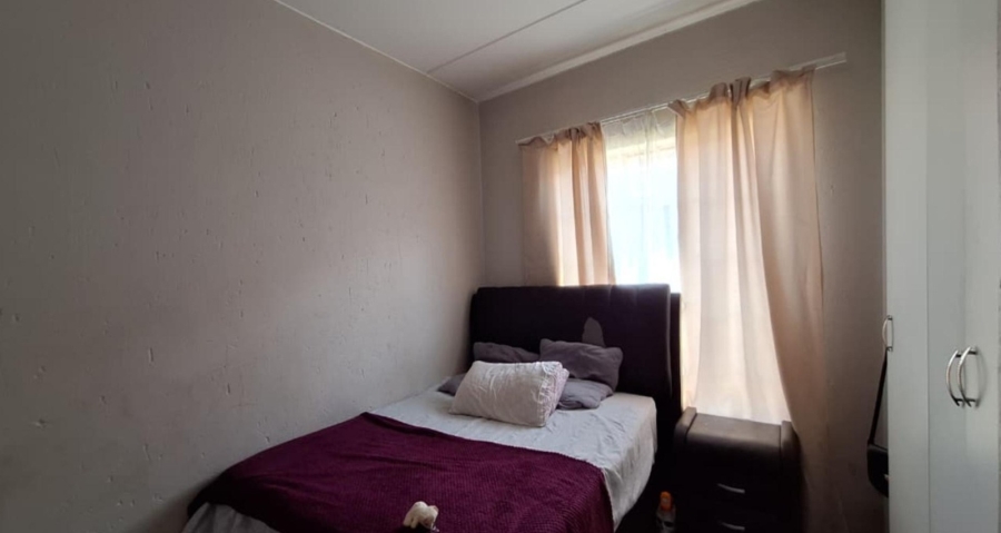 2 Bedroom Property for Sale in Comet Gauteng