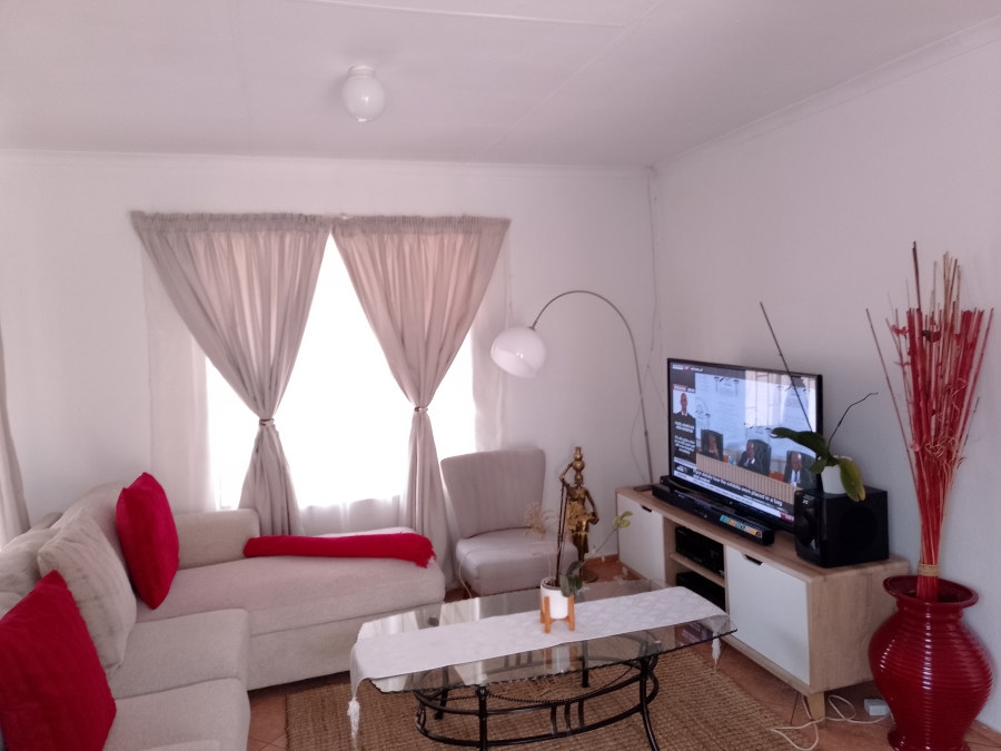 3 Bedroom Property for Sale in Gem Valley Gauteng