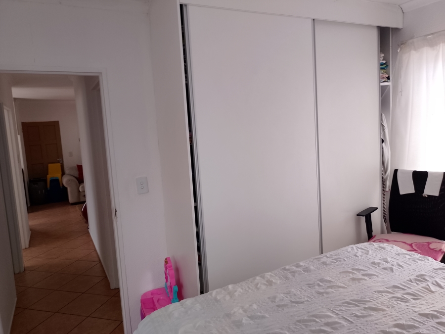 3 Bedroom Property for Sale in Gem Valley Gauteng