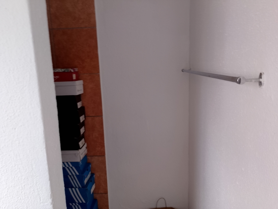 3 Bedroom Property for Sale in Gem Valley Gauteng