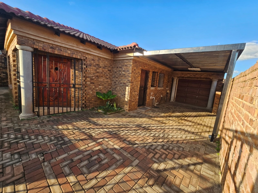 3 Bedroom Property for Sale in Danville Gauteng