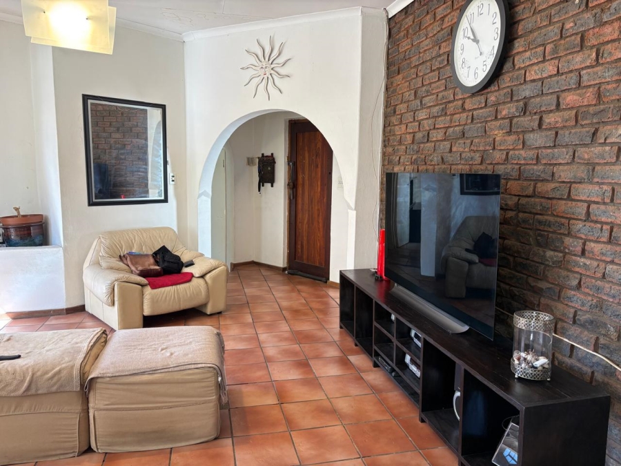3 Bedroom Property for Sale in Glenvista Gauteng